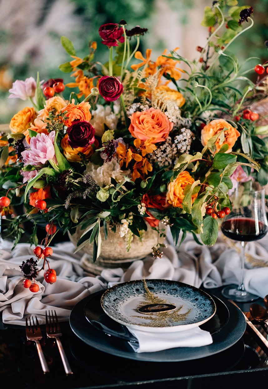 Moody Elegance Wedding Inspiration Oklahoma Wedding Planner Leslie Herring Events Oklahoma Wedding Photographer Josh McCullock Photography 041