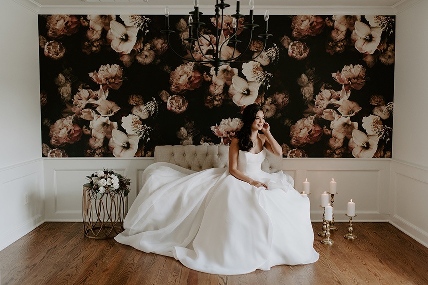luxe lounge wedding inspiration Oklahoma wedding planner Paper Chandelier Events Oklahoma wedding photographer Peyton Rainey Photography32