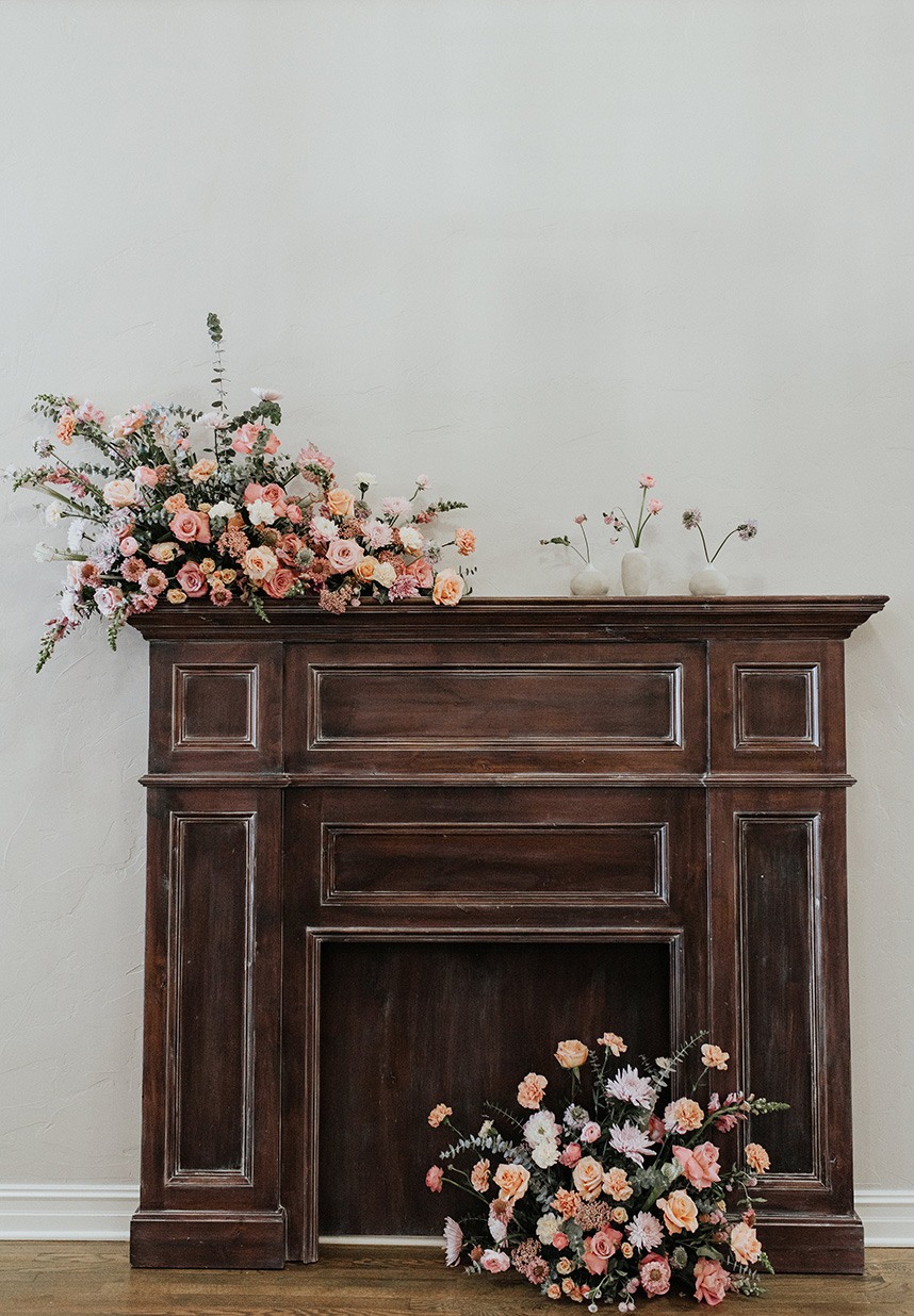 Locale In Bloom Rustic Romance Oklahoma Wedding Florist Anthousai Oklahoma Wedding Venue 320 on Main Oklahoma Wedding Photographer Katie Hadley Photography 05
