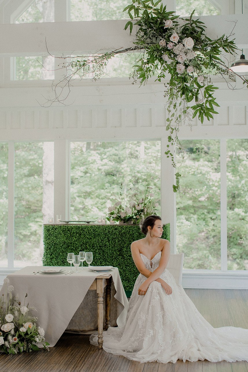 Modern Simplicity Styled Shoot Oklahoma Wedding Planner Linen Rust Event Design Oklahoma Wedding Photographer Ripperton Films 01