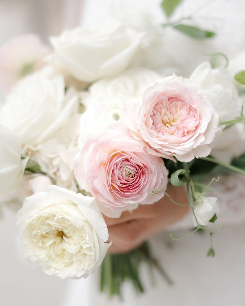 Pink and chic! This wedding bouquet by robynsflowergarden is bridal perfection 🌸🌿⁠ •⁠ •⁠ Wed Society | Oklahoma FEATURED vendors:⁠