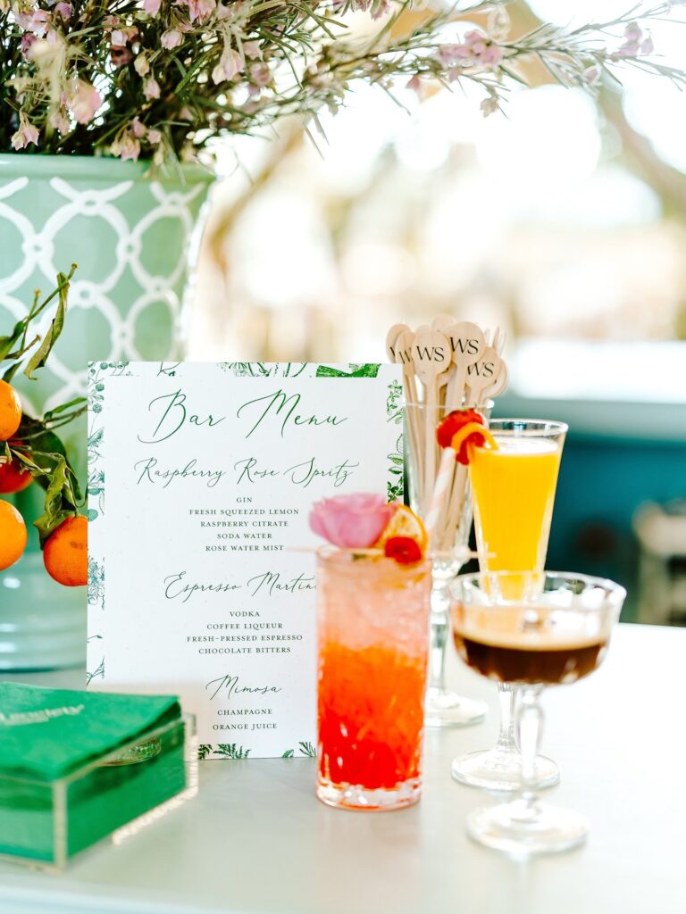 Based in Tulsa, fig_and_foundry⁠ offers upscale, curated bar services! And the drinks are equally cute as they taste 🤩⁠ ⁠